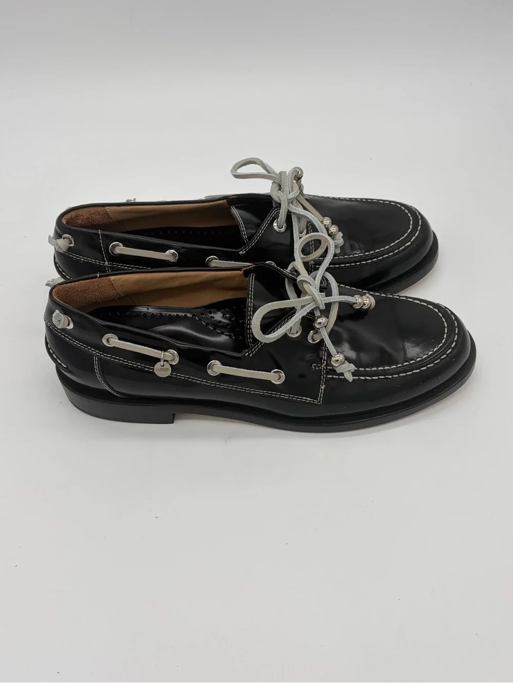 Labucq Black Patent Leather Boat Loafers with Light Gray Laces EU 39 US 9
